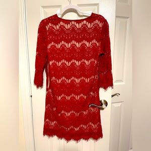 Forever 21 cocktail dress.  Gives off very 1920’s “flapper-girl” vibes. Size L